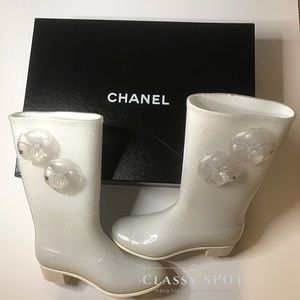 ❌SOLD‼️ Chanel Camellia Rain Boots size 38